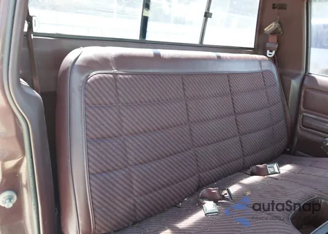 1988 Jeep Comanche Pioneer from USA, damaged, VIN 1JTML63P3JT230344